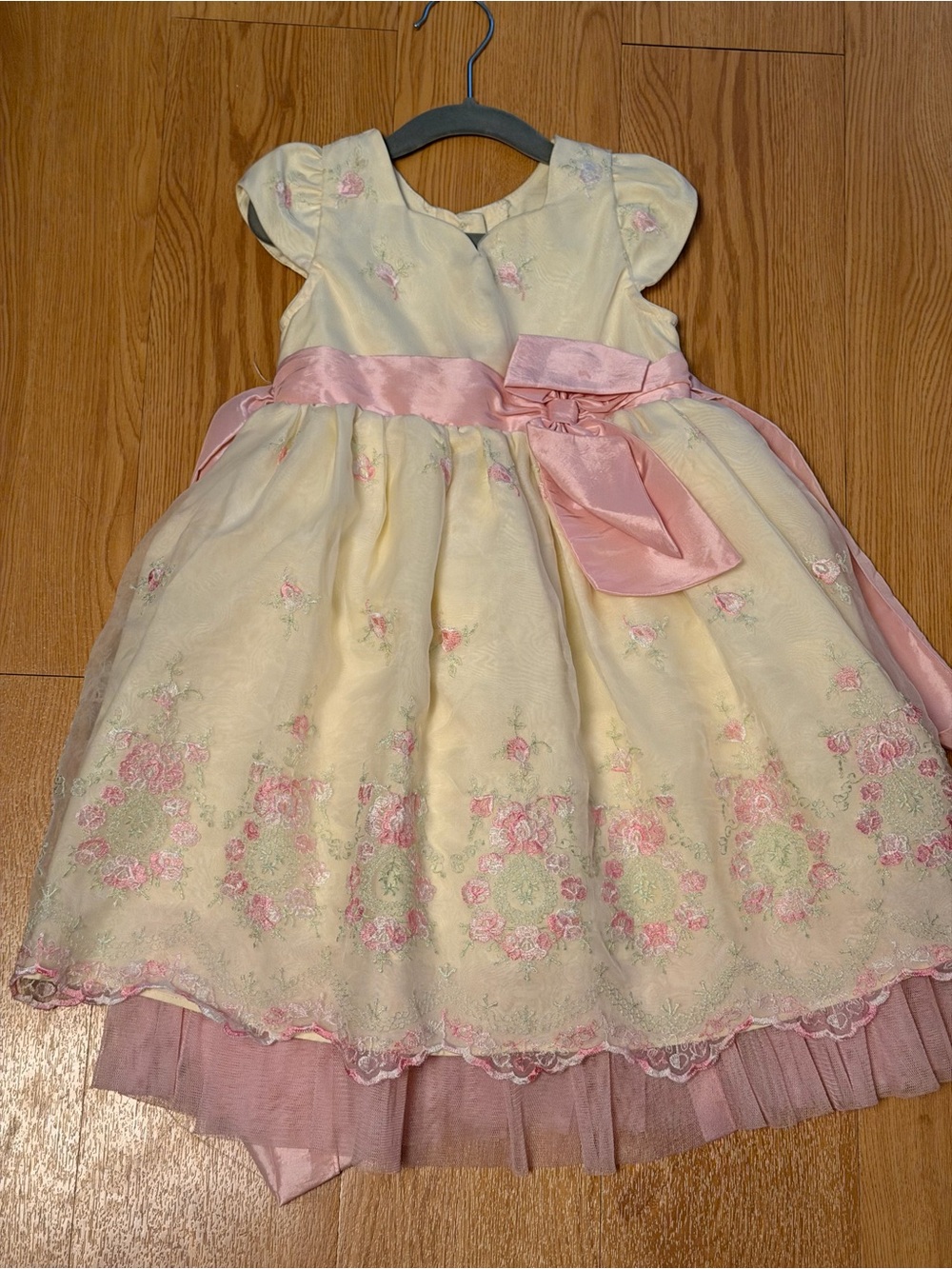 Jona Michelle Cream Dress with Pink Satin Waist Bow and Floral Embroidery 4T